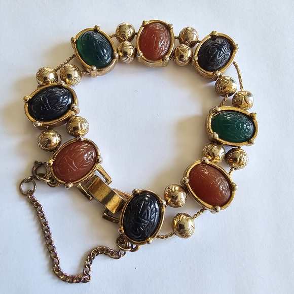 Vintage Scarab Bracelet Egyptian Revival Slide Charms gold tone Victorian - Picture 3 of 13